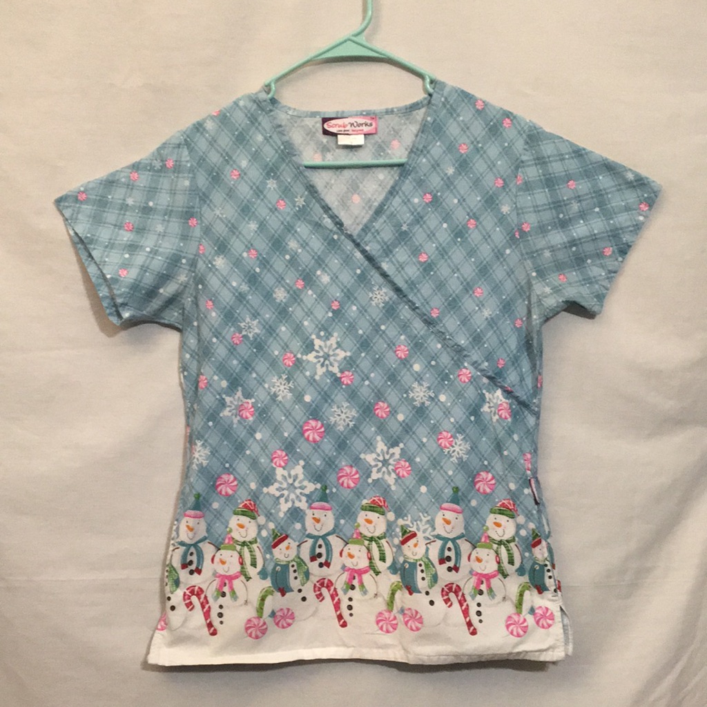 Scrub Works Snowman Scrub Top